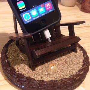 iBeach in Dark Coconut A seriously relaxing chair for iPhones, Androids and more... image 3