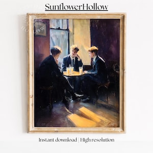Puede incluir: Una pintura vintage enmarcada representa a tres hombres con trajes sentados alrededor de una mesa, iluminados por una luz cálida. La obra de arte tiene un estilo clásico e impresionista, con el texto "SunflowerHollow" en la parte superior y "Instant download | High resolution" en la parte inferior.