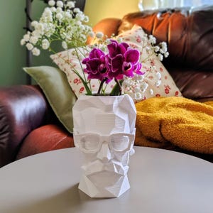 Modern Geometric Face Vase | Abstract Cubist Head Planter | Minimalist White Ceramic Decor | Surrealist Bust Statue | Aesthetic Flower Pot