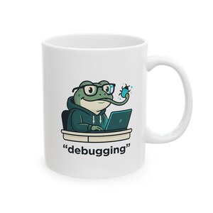 Divertente tazza da debugger a forma di rana / Tazza da caffè per programmatori / Regalo umoristico per informatici e appassionati di tecnologia IT immagine 3