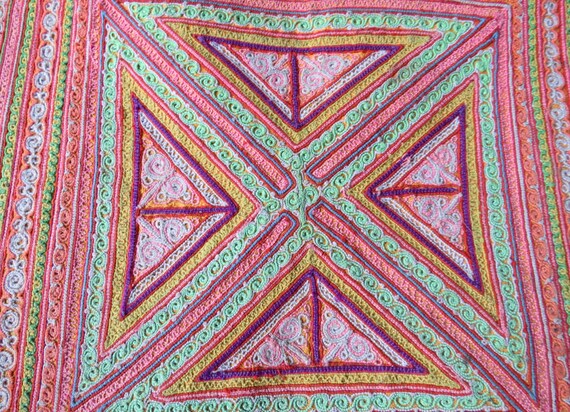 Vintage Hmong tissu tissus faits à la main, textiles main, de tapisserie à la main, textiles colline tribal 19980f Vintage Hmong tissu tissus faits à la main, textiles main, de tapisserie à la main, textiles colline tribal 19980f