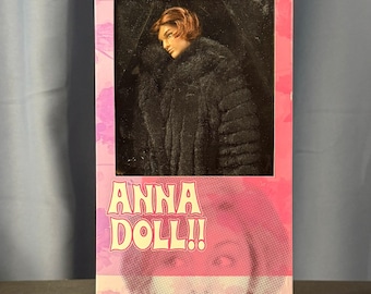 Vintage Anna Umemiya „Anna Doll!!“ Yamato Japan 1/6 Scale Celebrity Fashion Doll — Sealed MIB, Cominica Sculpt, Azone Costume, Fur Coat