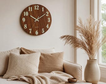 Handgeselecteerde houten wandklok, stille glow in the Dark-klok, Japandi-minimalistische klok, Scandinavisch boho-huisdecor, housewarmingcadeau