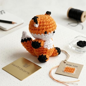 Patrón de amigurumi de zorro pequeño, patrón de zorro a crochet en PDF, tutorial de crochet de animal pequeño del bosque, mini zorro de peluche DIY, descarga del proyecto de manualidades