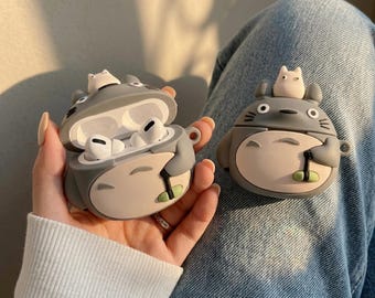 Airpod Pro Case Totoro | Kawaii Ghibli Silicone Cover with Clip | Anime Gift, Ghibli Fan, Teen Girl, Birthday, Cute Anime Earbud