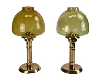 Hurricane light "Claudia" in brass and glass top in amber color. 2 pcs.