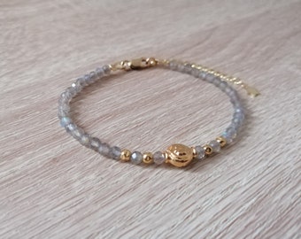 Labradorite bracelet - 14k Gold Filled and gemstone bracelet - Throat, Third Eye and Crown Chakras - Everyday custom jewelry