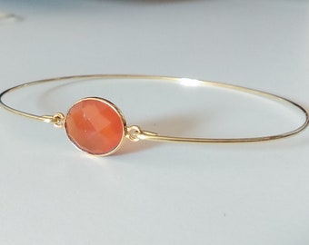 Genuine orange onyx bangle - Onyx gemstone bracelet - Orange stone bracelet - Stacking bracelets - Minimalist jewelry - Custom jewelry