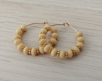 Gold stainless steel and glass hoop earrings - Beading hoops - Stainless steel earrings - Gift - Everyday jewelry