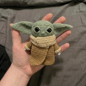 Baby Yoda Crochet Pattern PDF, The Child Amigurumi Toy Crochet, Grogu Plush, Beginner Crochet, Instant Download