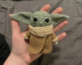 Baby Yoda Crochet Pattern PDF, The Child Amigurumi Toy Crochet, Grogu Plush, Beginner Crochet, Instant Download