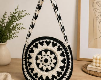 Handmade Crochet Bag, Black & White Round Tote, Boho Chic Shoulder Bag, Lightweight, Everyday Carry, Gift for Women, Artisan Design
