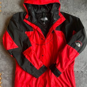 Vintage The North Face Mountain Light Jacket Gore-Tex Red Black Expedition System 2000s