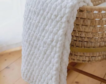 Crochet Pattern PDF | + Video Tutorial | Snuggle Cloud Baby Blanket | 5 Sizes Included