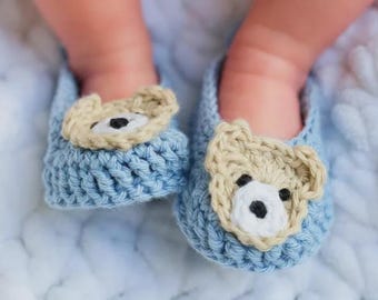 Crochet Baby Slippers Pattern | + Teddy Bear Applique (PDF Pattern + Video) | Newborn DIY Shoes
