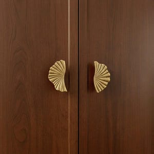 Antique Bronze Solid Brass Cabinet Knob – Modern Furniture Handle for Drawer, Wardrobe, Dresser & Kitchen Cabinets