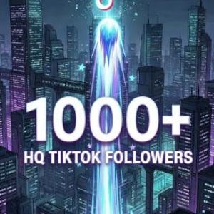 Könnte beinhalten: Digitale Illustration einer Stadtlandschaft mit dem Text "SOCIALBOOSTFAMILY" oben. Das Bild zeigt das TikTok-Logo und die Worte "1000+ HQ TIKTOK FOLLOWERS" in großem weißen Text. Der Hintergrund ist ein dunkelblauer Himmel.