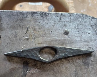 Hand Forged Page Holder Ring – Hammered Steel Thumb Book Holder