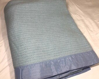acrylic waffle weave blanket with satin trim