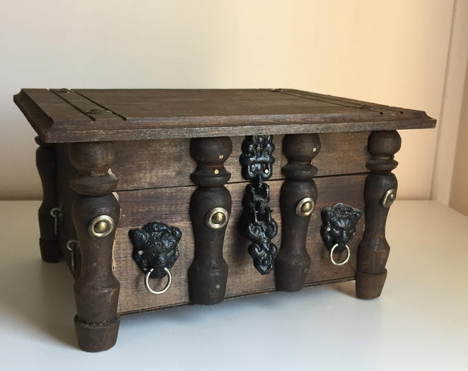 Vintage Wooden Treasure Chest Jewelry Box Red Velvet Lining - Etsy