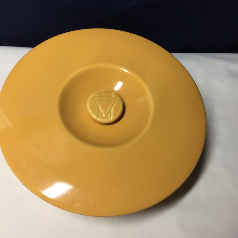The Hall China Co Covered Dish Yellow Hotpoint Refrigerator Container 1930s Kitchen