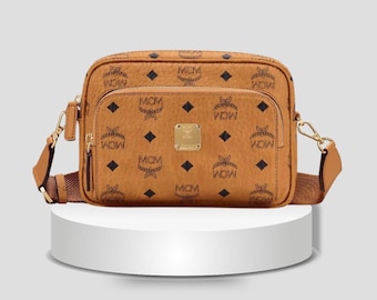 MCM Cognac Visetos Umhängetasche, Designer-Monogramm-Schultertasche, Unisex-Luxusgeschenk