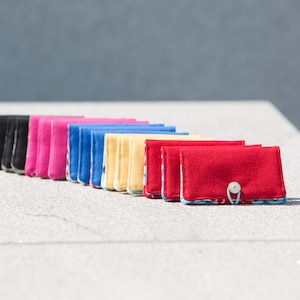 Bifold Bio-Canvas-Geldbörse mit Vintage-Knopf-Verschluss