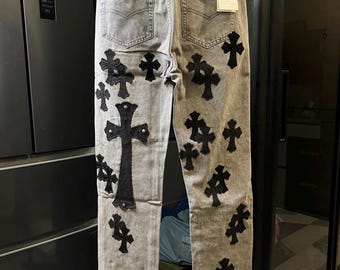 Monolith Cross Denim — ręcznie robiona edycja Stonewash z dużymi aplikacjami z hebanu