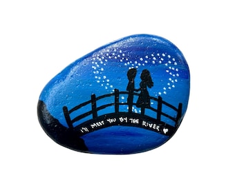 Hand Painted River Rock Couple Silhouette – Romantic Bridge Memorial Garden Decor