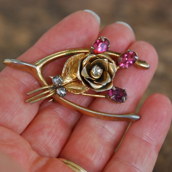 Vintage CORO Brooch Lucky Wishbone Rose Bouquet Pink Rhinestone Victorian Revival 1950's // Vintage Designer Costume Jewelry