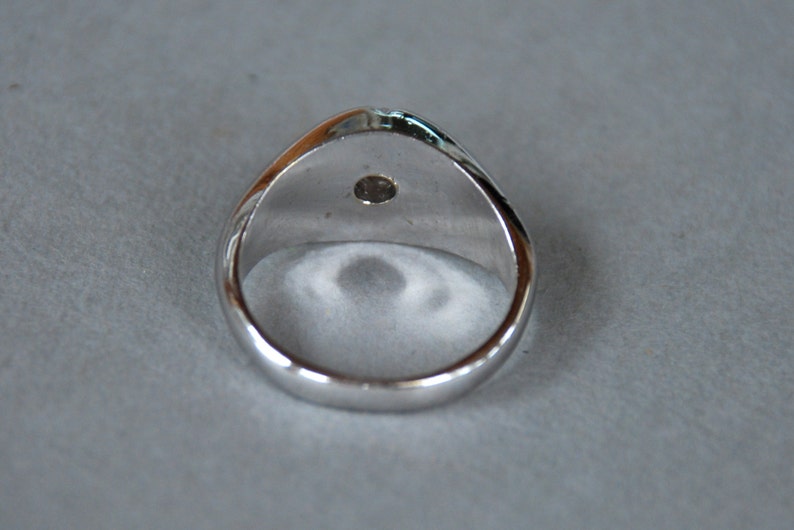 Mens Uncas Ring Karatclad 18K HGE White Gold Electroplate Faux Diamond Unisex Size 9 1960's // Vintage Jewelry image 4