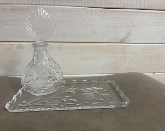 Juego de tocador de cristal Vintage Princess House • Bandeja para frasco de perfume con grabado floral