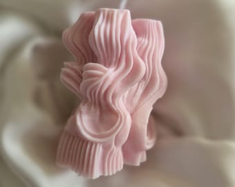 Vela aromática esculpida