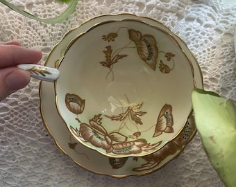 Vintage Royal Stafford Bone China-theekop en schotel, gemaakt in Engeland, gouden bloementheekopje, Engelse theeset, Cottagecore Tea Party