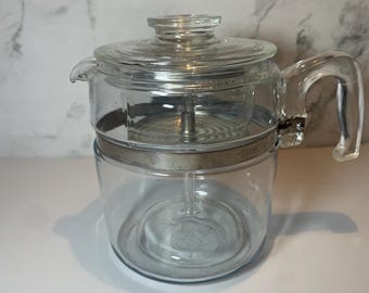 Cafetera de vidrio Pyrex 7759 vintage de 9 tazas – Fabricada en EE. UU. – Flameware – Juego completo – Cocina de mediados de siglo
