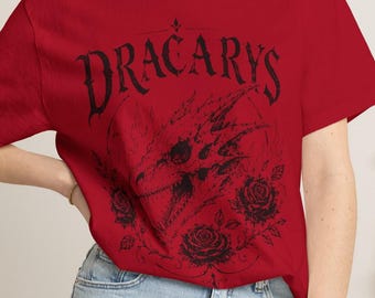 Camiseta gótica rosa con calavera de dragón de Comfort Colors
