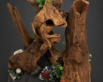 Driftwood centerpiece/all natural : Aquarium Ready, Natural Slate Base (16"x12")