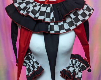 Clowncore Pointed Jester Collar Neck Ruff wrist cuffs 3 Piece Set Red Black & White Checkerboard with bells Clown Costume Cosplay Stage wear