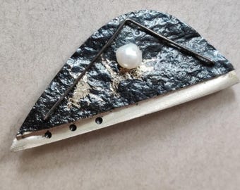 Modernist Brooch Michel de Bellefeuille 925 Sterling silver and 18K Gold QC Canada Artist