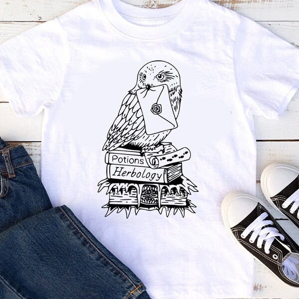 Kids Owl Mail Shirt, Kids Hedwig shirt, Wizard books t shirt, comfy kids shirt, bookworm tee, geek shirt, gift for nerd, Wizard World