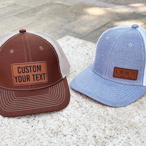Anpassad truckerkeps med läderlapp, keps med anpassad text, personlig snapback-keps, present till honom, present till pappa 26040901