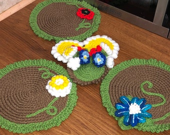 Crocheted Flower Coaster Set: Elegant Home Decor, Birthday Gift