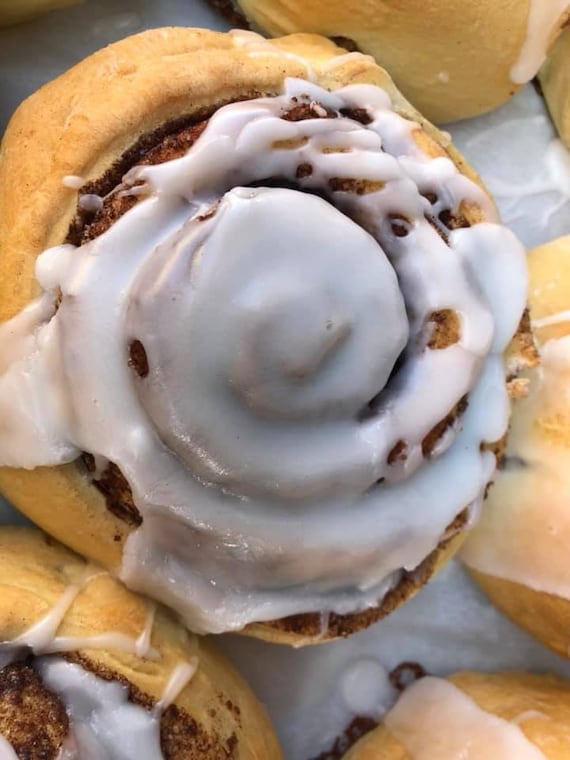 VEGAN BUNS - HAPPY ZOE VEGAN BAKERY