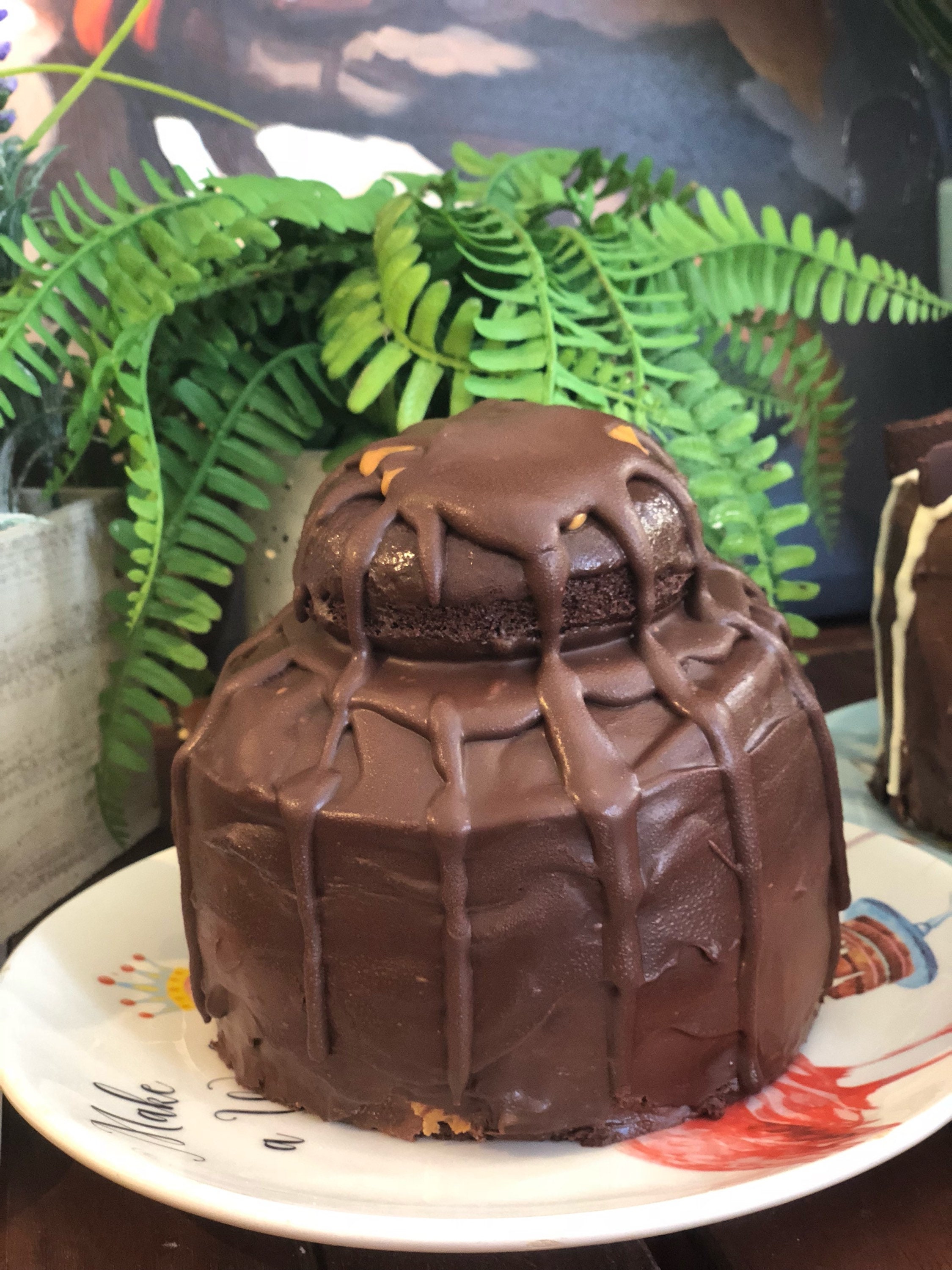 Vegan Chocolate vanilla peanut butter birthday cake 5