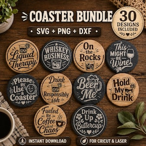 Può includere: Un pacchetto digitale di 30 design per sottobicchieri nei formati SVG, PNG e DXF. La collezione include sottobicchieri circolari in legno e ardesia con varie grafiche a tema bevande e testi come Liquid Therapy, Whiskey Business e Beer Me.