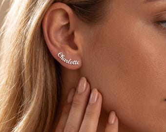 Pendientes personalizados con nombre, pendientes de botón con nombre en letra cursiva, plata de ley 925, chapados en oro rosa de 18 quilates, un delicado regalo para ella.