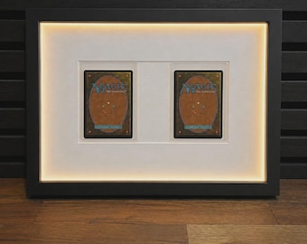 Toploader 2 Card Trading Card Display Frame Case - Custom Lumen Slide I LED-Rahmen | Pokémon • MTG • Yu-Gi-Oh • One Piece • Sportkarten