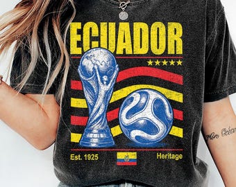 Camiseta vintage de fútbol de Ecuador, camiseta para aficionados de Ecuador, estampado retro de fútbol clásico, camiseta con los colores de la marca Ecuador Pride Comfort Colors, regalo para amantes del fútbol.