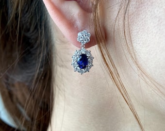 Labor gewachsene blaue Saphir Halo baumeln Ohrringe, Sterlingsilber Blumen-Design, September Birthstone, Braut Ohrringe