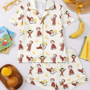 Women's Monkey Banana Print Sleepwear Set, Satin Set